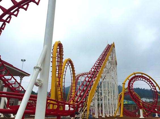 4 Loop Roller Coaster
