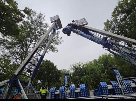 Pendulum Rides